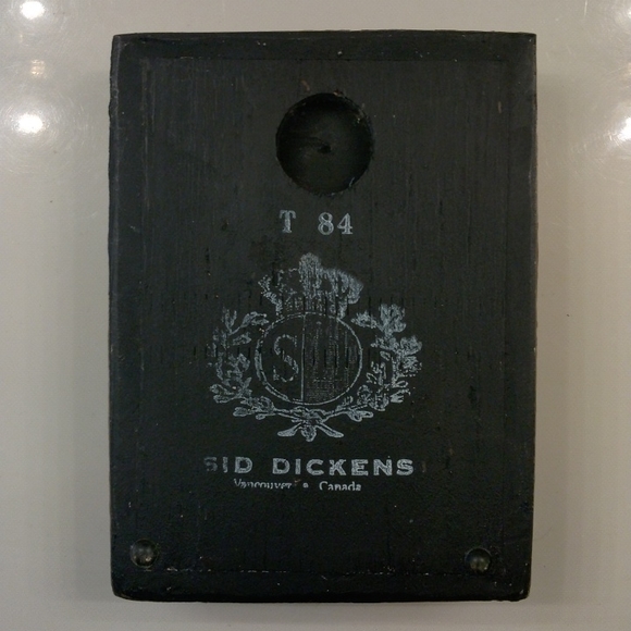 Sid Dickens T-84 "Theater Fleur-De-Lis" Memory Block wall tile *Rare & Retired* - Picture 2 of 2